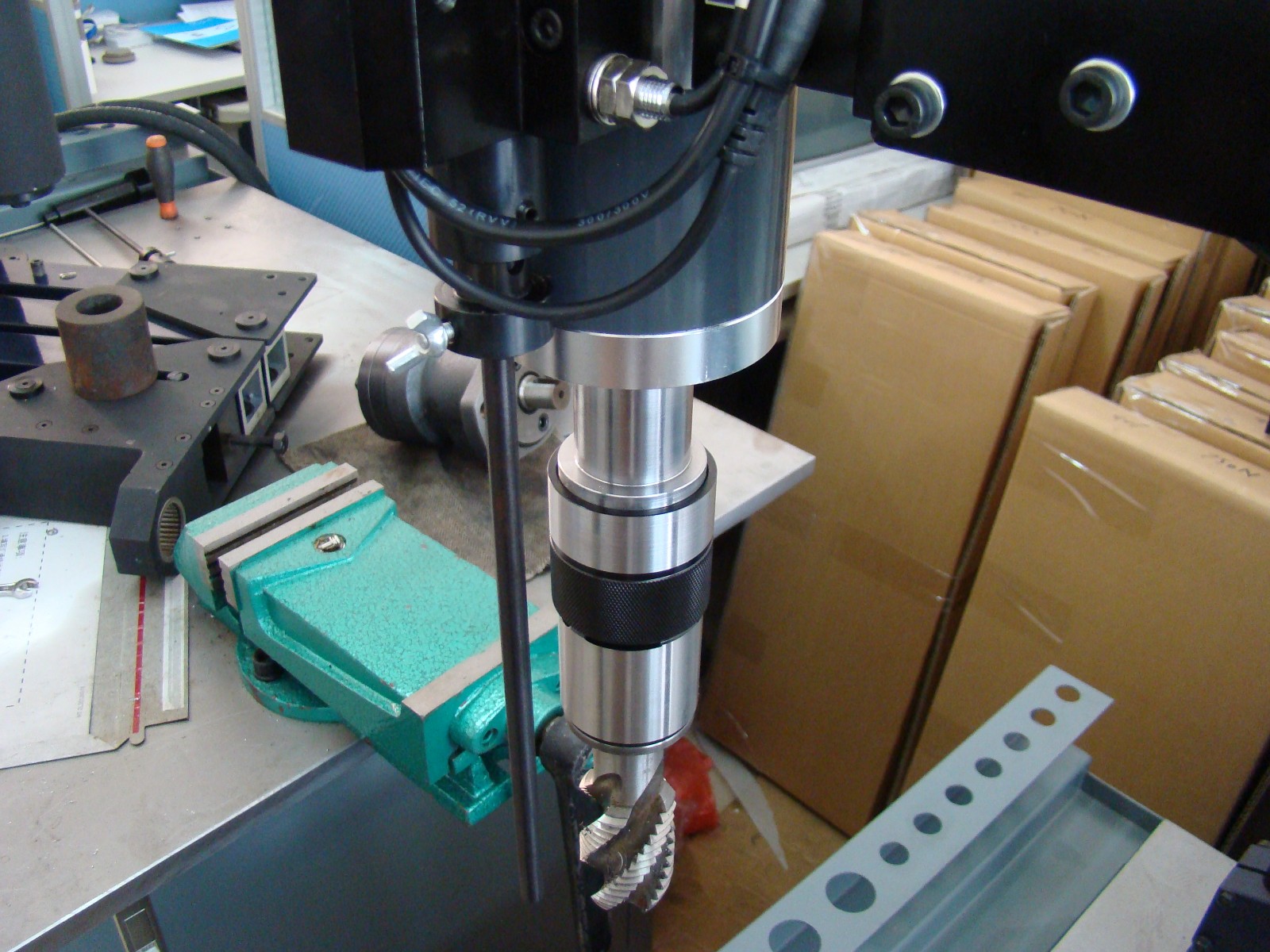 LFD904-24   (���L1.2��)